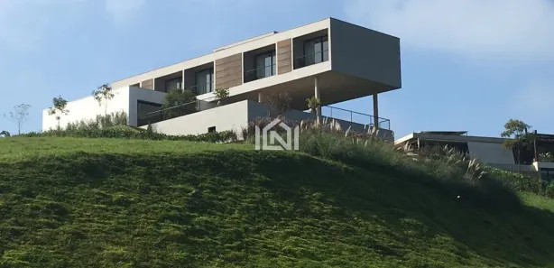 Casa de Condomínio com 4 Quartos para venda ou aluguel, 600m² no Vila Darcy Penteado (Mailasqui), São Roque