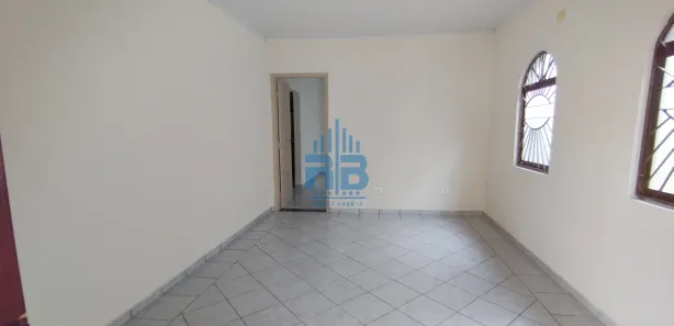 Casa com 3 Quartos para alugar, 167m² no Vila Euclides, Presidente Prudente