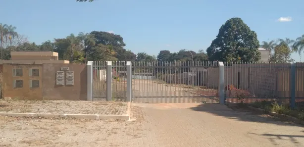 Terreno / Lote / Condomínio à venda, 2500m² no Park Way, Brasília