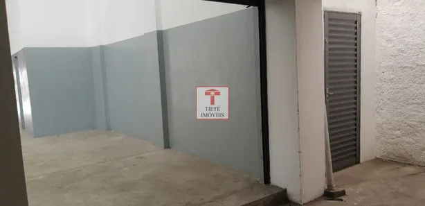 Galpão / Depósito / Armazém para alugar, 205m² no Vila Endres, Guarulhos