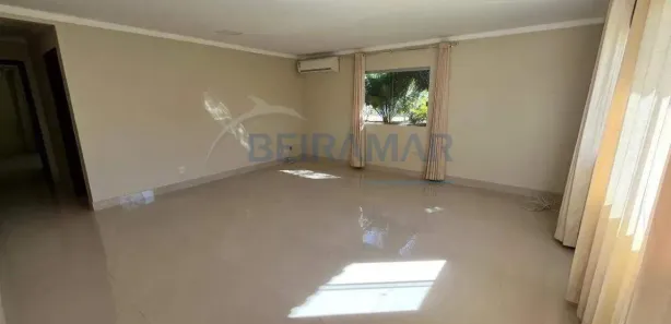 Casa de Condomínio com 3 Quartos à venda, 250m² no Setor de Mansões do Lago Norte, Brasília