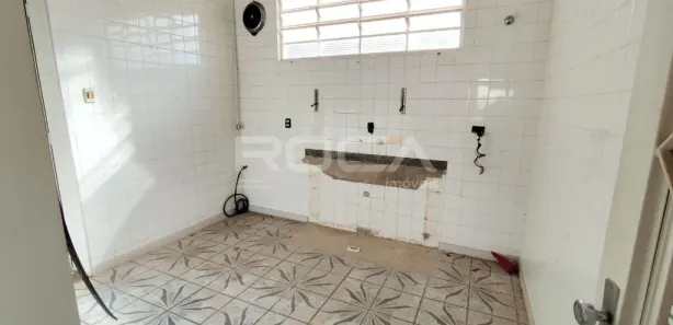 Prédio Inteiro com 5 Quartos para venda ou aluguel, 240m² no Centro, São Carlos