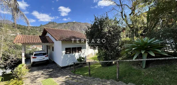 Casa de Condomínio com 3 Quartos à venda, 240m² no Parque do Imbui, Teresópolis