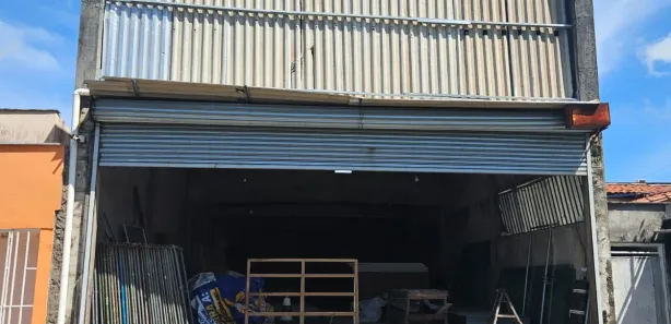 Galpão / Depósito / Armazém para venda ou aluguel, 300m² no São Francisco, São Luís