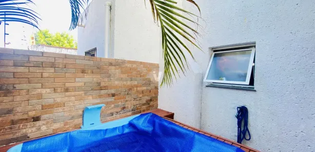 Casa de Condomínio com 2 Quartos à venda, 85m² no Tomazetti, Santa Maria