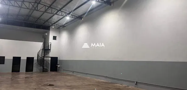 Galpão / Depósito / Armazém à venda, 256m² no Parque das Laranjeiras II, Uberaba