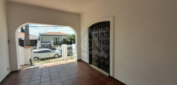 Prédio Inteiro com 4 Quartos para venda ou aluguel, 222m² no Jardim Guanabara, Campinas