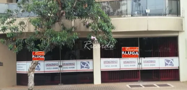 Conjunto Comercial / Sala para alugar, 92m² no Centro, Arapongas