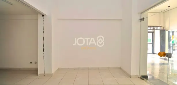 Conjunto Comercial / Sala para alugar, 56m² no Centro, Curitiba