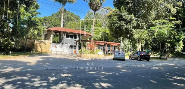 Casa com 4 Quartos para alugar, 200m² no Aldeia dos Camarás, 