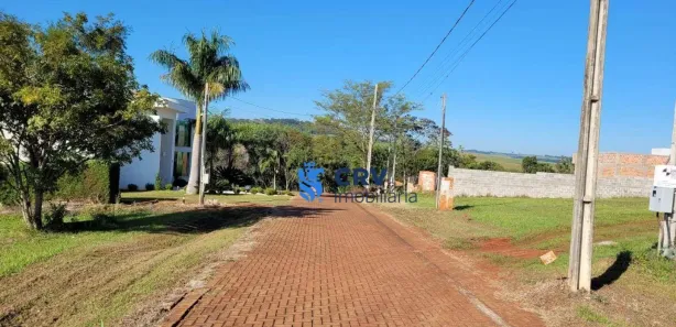 Terreno / Lote / Condomínio à venda, 711m² no Centro, Primeiro de Maio