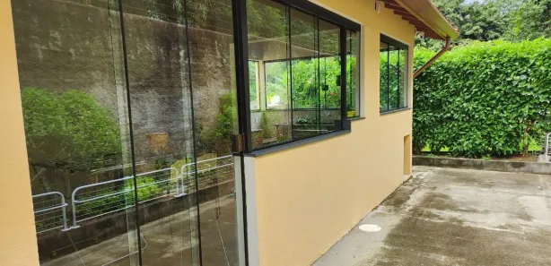 Fazenda / Sítio / Chácara com 3 Quartos à venda, 219m² no Vila Velha, Caçapava
