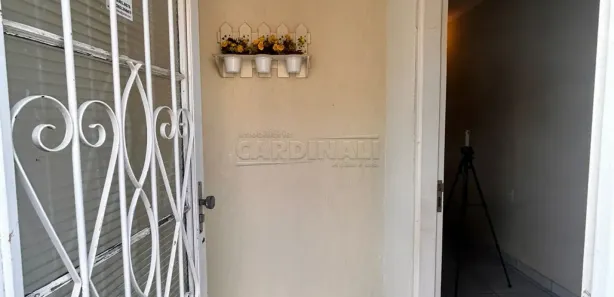 Casa com 3 Quartos para alugar, 80m² no Jardim São Carlos, São Carlos