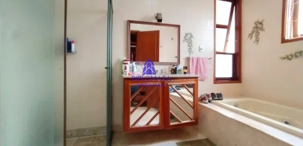 Sobrado com 5 Quartos à venda, 357m² no Santa Filomena, Pouso Alegre