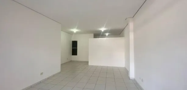 Loja / Salão / Ponto Comercial para alugar, 50m² no Centro, Londrina