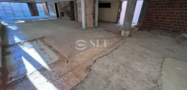 Loja / Salão / Ponto Comercial com 5 Quartos à venda, 375m² no Tirol, Natal