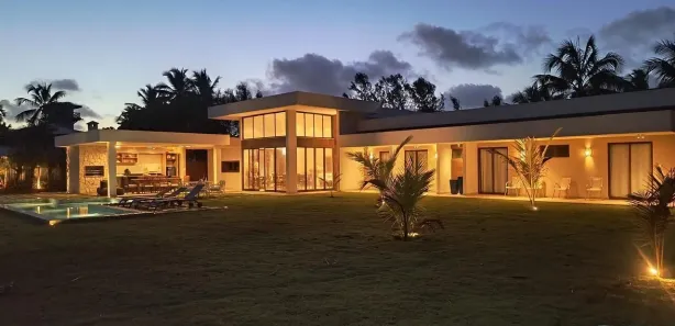 Casa de Condomínio com 4 Quartos à venda, 450m² no Busca Vida (Abrantes), Camaçari