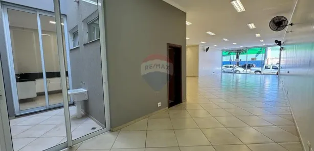 Conjunto Comercial / Sala para alugar, 195m² no Jardim Belvedere, Araras