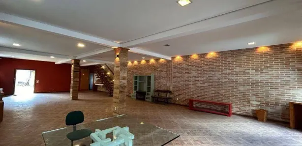 Loja / Salão / Ponto Comercial à venda, 315m² no Portão, Atibaia