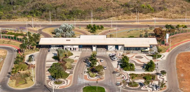 Terreno / Lote / Condomínio à venda, 909m² no Paranoá, Brasília