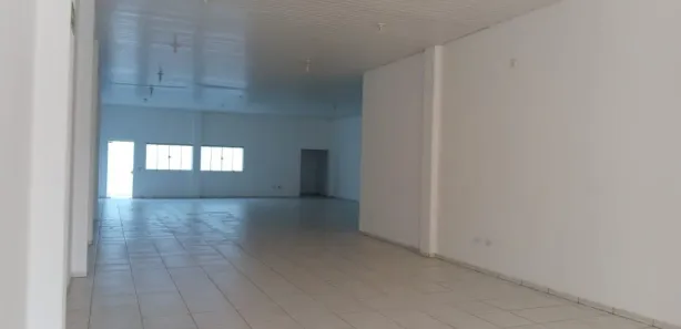 Loja / Salão / Ponto Comercial para alugar, 240m² no Vila Nova, Arapongas
