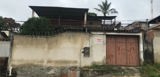 Casa com 11 Quartos à venda, 630m² no Veneza, Ribeirão das Neves