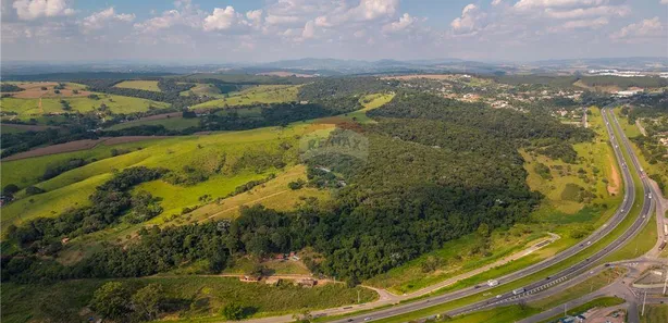 Galpão / Depósito / Armazém à venda, 94000m² no Centro, Itatiba
