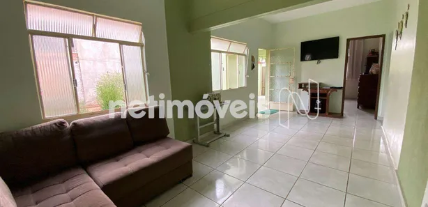 Casa com 4 Quartos à venda, 360m² no Centro, Florestal
