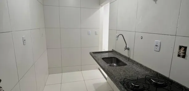 Casa de Condomínio com 2 Quartos para alugar, 47m² no Mangabeira, Feira de Santana