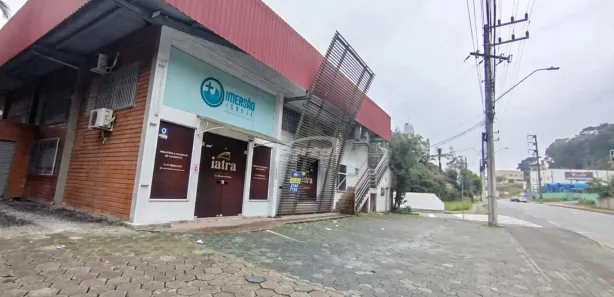 Galpão / Depósito / Armazém para alugar, 350m² no Do Salto, Blumenau