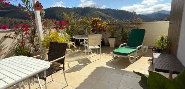 Cobertura com 3 Quartos à venda, 120m² no Itaipava, Petrópolis