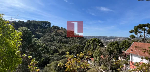 Casa de Condomínio com 4 Quartos à venda, 260m² no Vale Encantado, Campos do Jordão