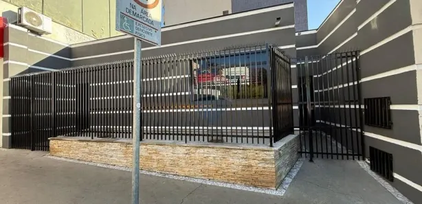 Conjunto Comercial / Sala para alugar, 132m² no Vila Brasileira, Itatiba