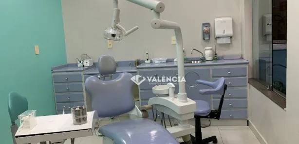 Conjunto Comercial / Sala para alugar, 282m² no Centro, Cascavel