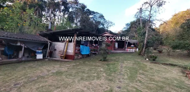 Fazenda / Sítio / Chácara com 3 Quartos à venda, 1183m² no Chácaras Lidia, Embu das Artes