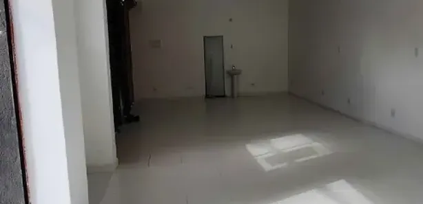 Casa Comercial para alugar, 100m² no Vila Industrial, Mogi das Cruzes