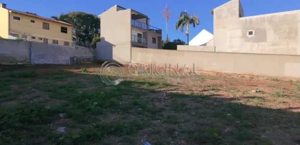 Terreno / Lote / Condomínio para alugar, 1125m² no Campina do Siqueira, Curitiba