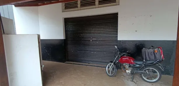 Loja / Salão / Ponto Comercial para alugar, 64m² no Califórnia, Londrina
