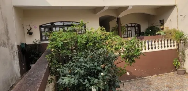 Casa com 3 Quartos à venda, 181m² no Vila Andeyara, Ferraz de Vasconcelos