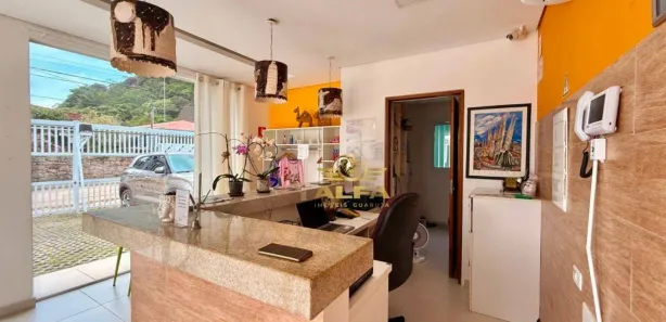 Hotel / Motel / Pousada com 13 Quartos à venda, 1355m² no Guaiúba, Guarujá