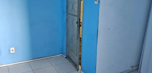 Conjunto Comercial / Sala com 1 Quarto para alugar, 28m² no Jardim Vinte e Cinco de Agosto, Duque de Caxias