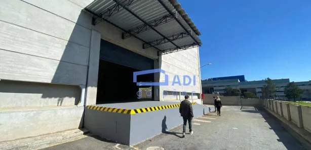 Galpão / Depósito / Armazém para venda ou aluguel, 3712m² no Tamboré, Santana de Parnaíba