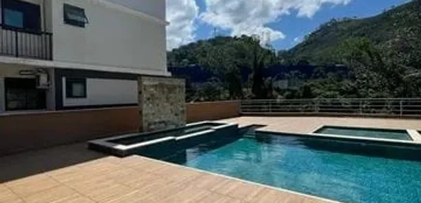 Apartamento com 2 Quartos à venda, 80m² no Samambaia, Petrópolis