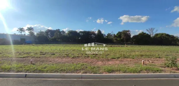 Terreno / Lote / Condomínio à venda, 176m² no Centro, Saltinho