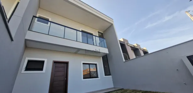 Sobrado com 3 Quartos à venda, 136m² no Itacolomi, Balneário Piçarras