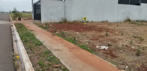Terreno / Lote / Condomínio à venda, 300m² no Marialva, Marialva