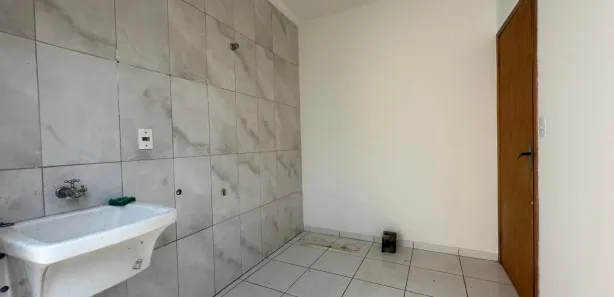 Sobrado com 3 Quartos para alugar, 130m² no Jardim Veneza, Mogi das Cruzes