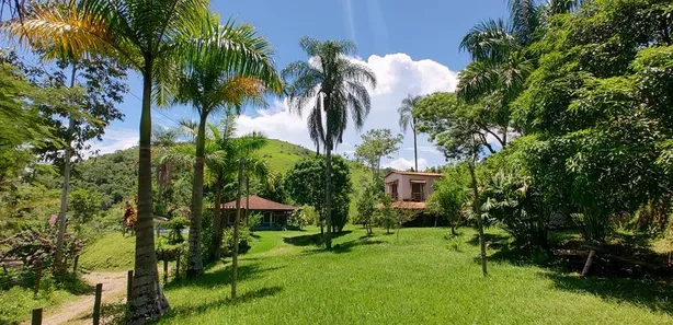 Fazenda / Sítio / Chácara com 4 Quartos à venda, 71000m² no Califórnia da Barra, Barra do Piraí
