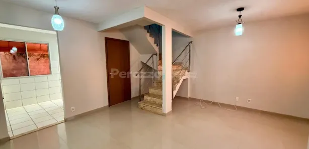 Casa de Condomínio com 3 Quartos para alugar, 68m² no Jardins Mangueiral, Brasília
