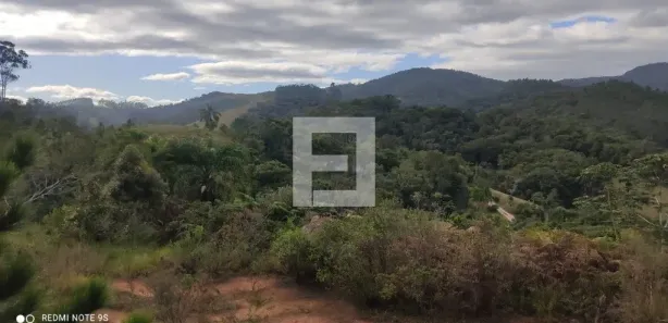 Terreno / Lote / Condomínio à venda, 4400m² no Santa Teresa, São Pedro de Alcântara
